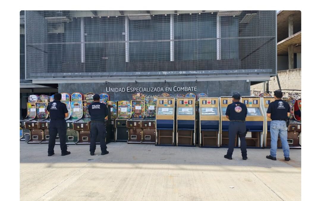 Aseguran 65 máquinas tragamonedas en operativo contra extorsión en Veracruz