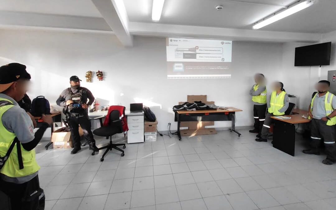 Capacitación en seguridad a personal de Coca-Cola en Tantoyuca