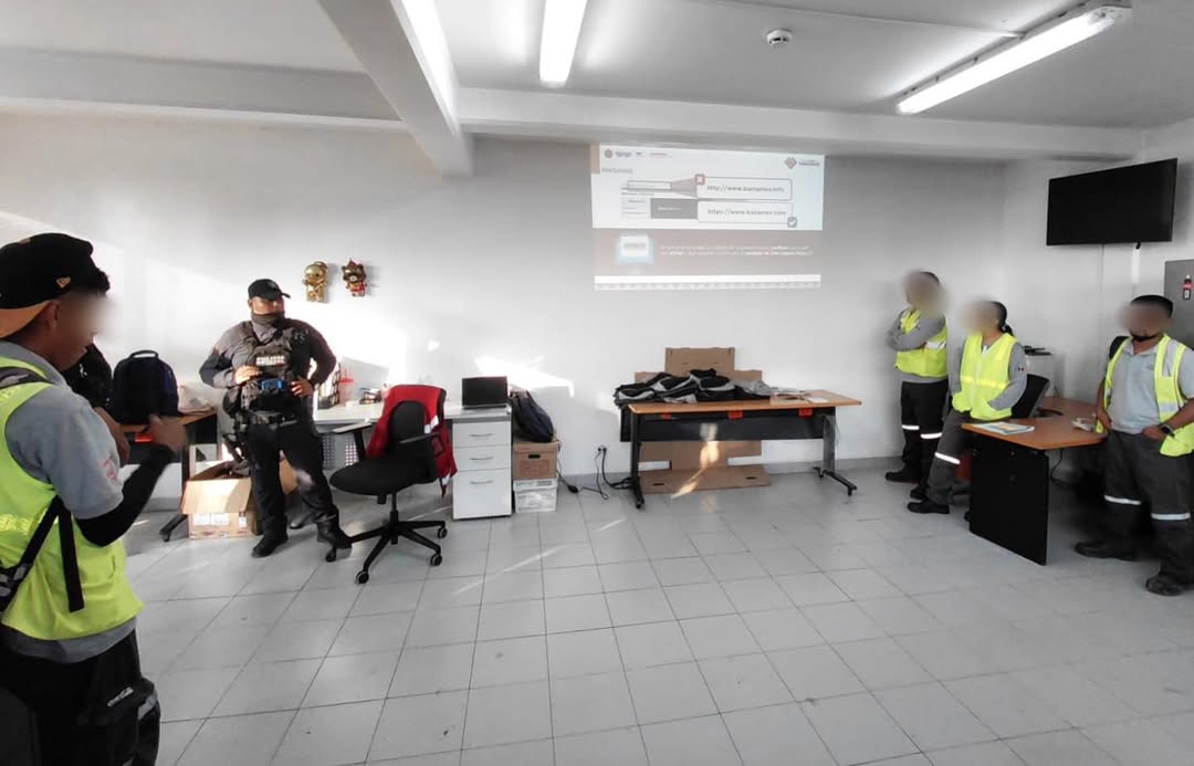 Personal de Coca-Cola en capacitación de seguridad en Tantoyuca