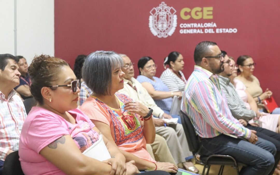 Contraloría de Veracruz capacitó a 3,700 servidores públicos en seis meses