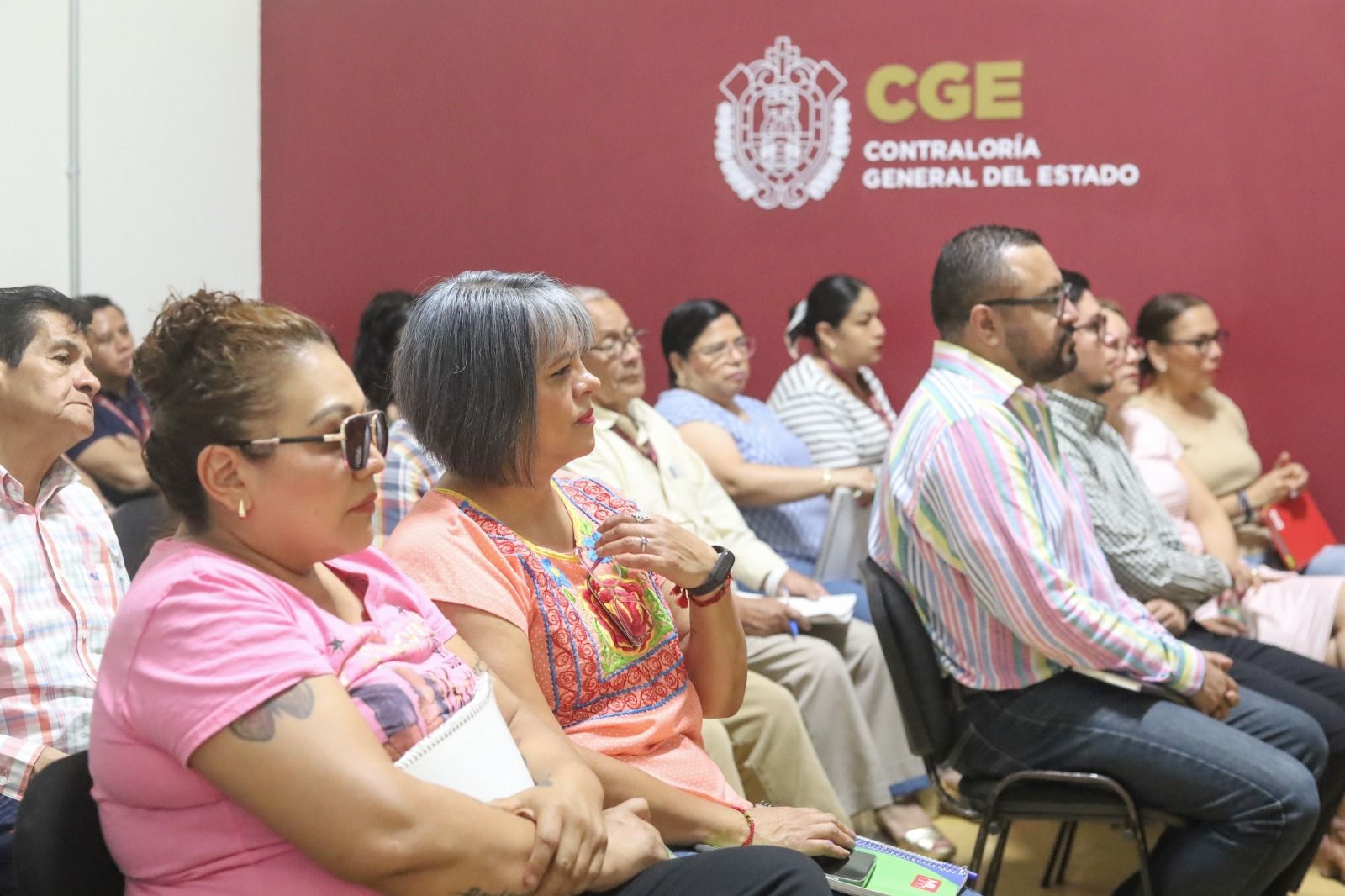 Capacitación de servidores públicos por la Contraloría General del Estado de Veracruz