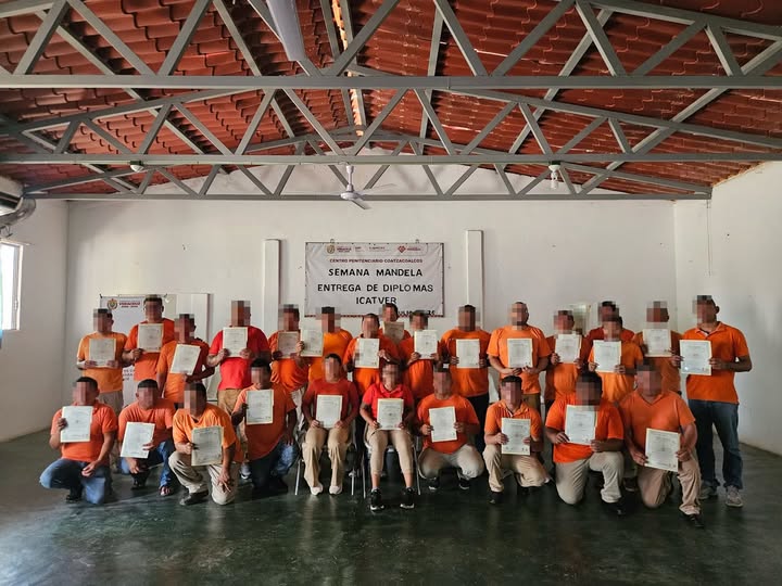 SSP Veracruz entrega 108 certificados a reclusos en Semana Mandela