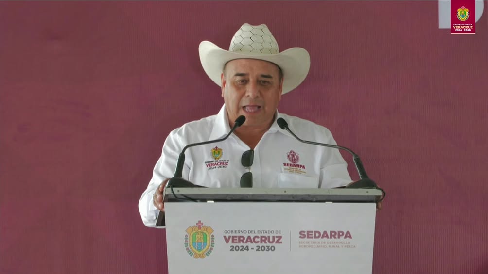 Entregan dictámenes de sanidad ganadera en Ozuluama