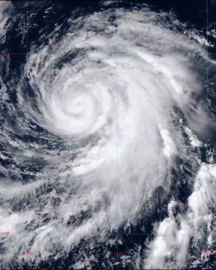 Imagen satelital del huracán Fausto captada por el GOES-19