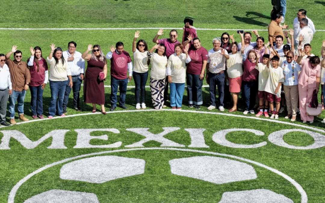 Alcaldesa de Veracruz inaugura cancha de fútbol 7 del programa Mundial Social 2026