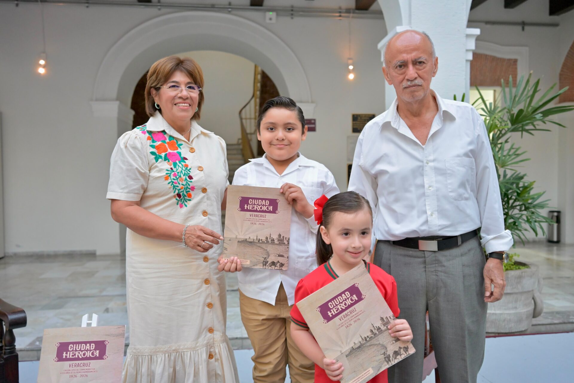 Veracruz conmemora 200 años de su primer título de Ciudad Heroica
