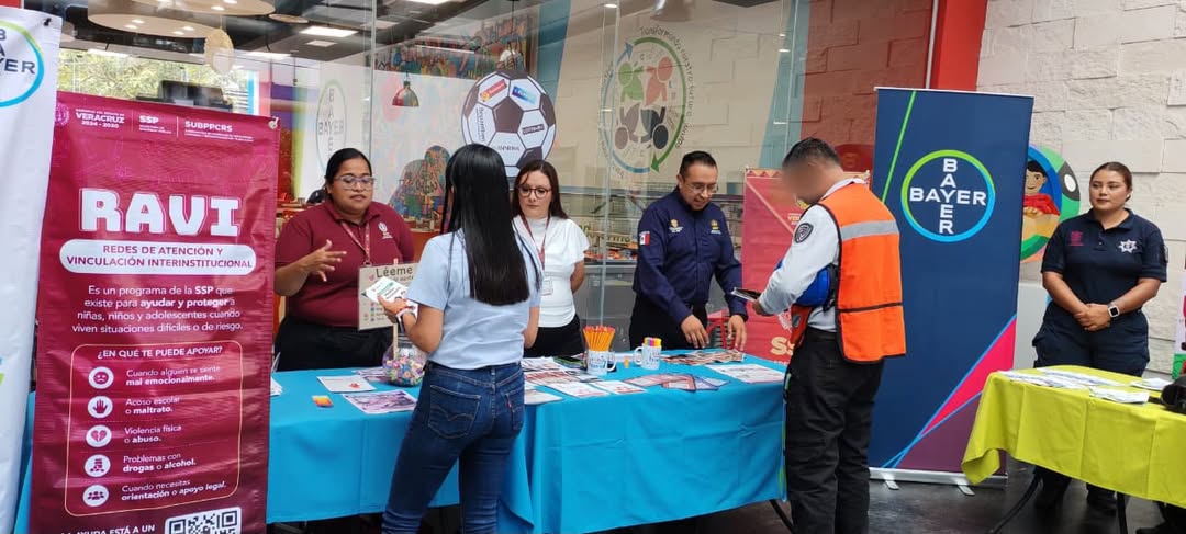 Jornada de prevención en Bayer Ixtaczoquitlán promueve uso responsable de emergencias