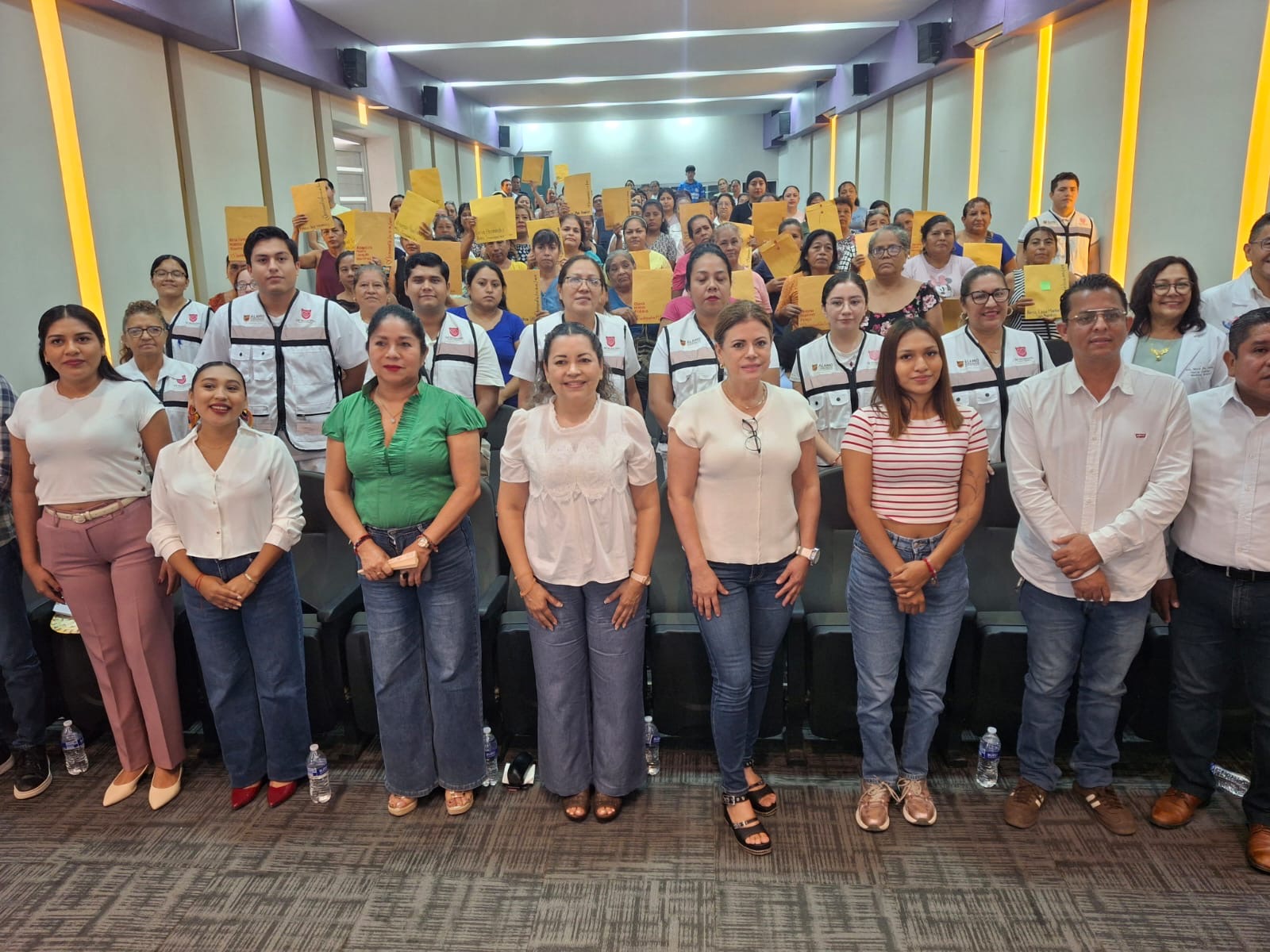 mujeres-alamo-agradecen-mastografias-dif-municipal Mujeres de Álamo agradecen mastografías gratuitas del DIF municipal