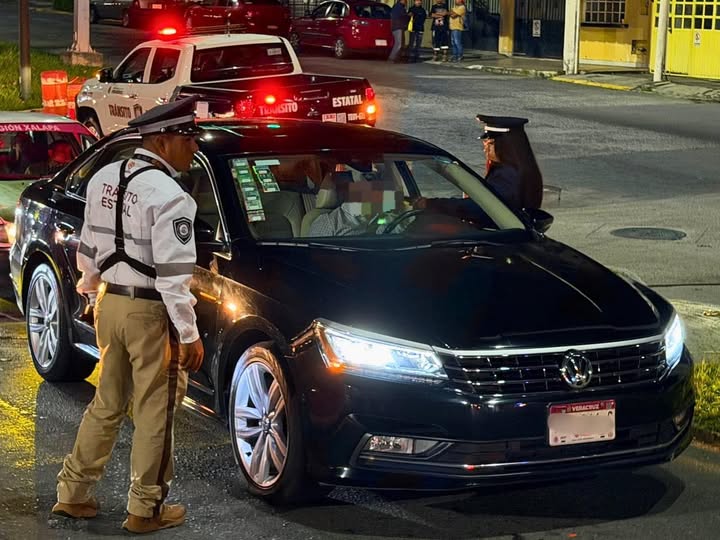 Operativo Alcoholímetro en tres municipios de Veracruz deja 80 infracciones