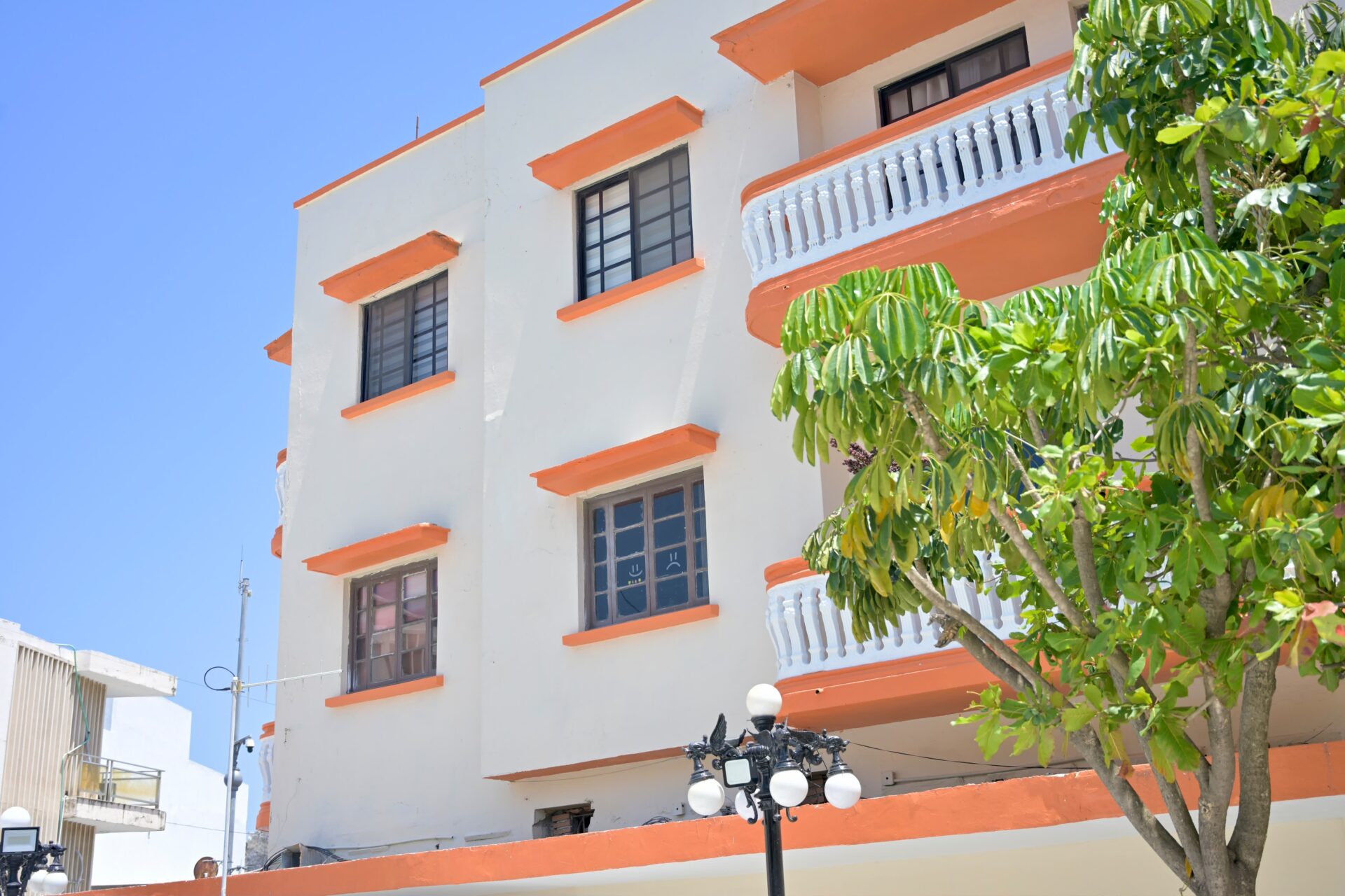 Trabajos de rehabilitación en el Callejón y Plazuela de la Campana, Veracruz