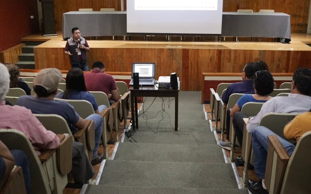 Capacitan contra extorsión telefónica en Veracruz