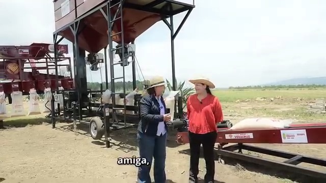 Supervisan mecanización agrícola en Altotonga para fortalecer maíz