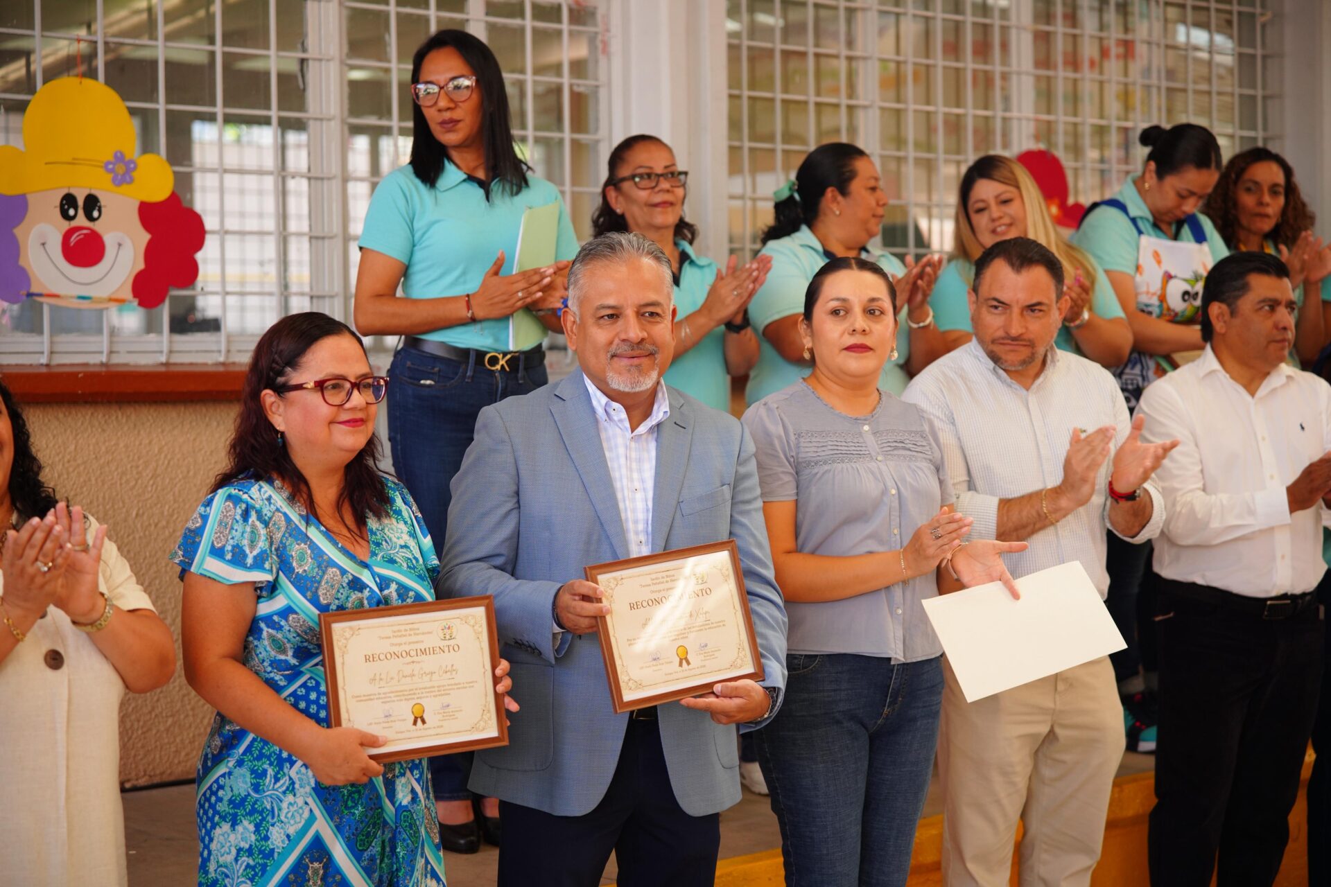 Alcaldesa Daniela Griego entrega un aula en un jardín de niños de Xalapa