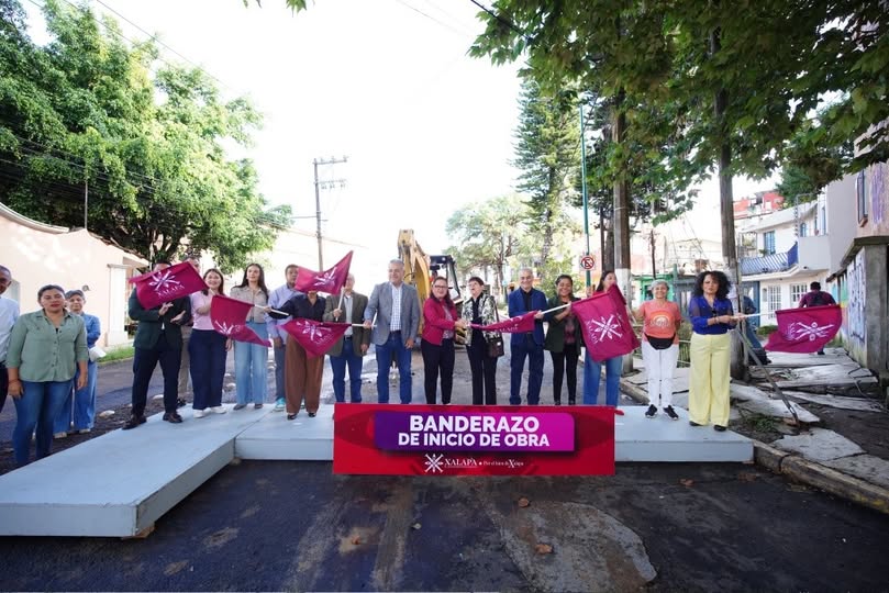Banderazo de inicio de la rehabilitación de la avenida Ruiz Cortines en Xalapa