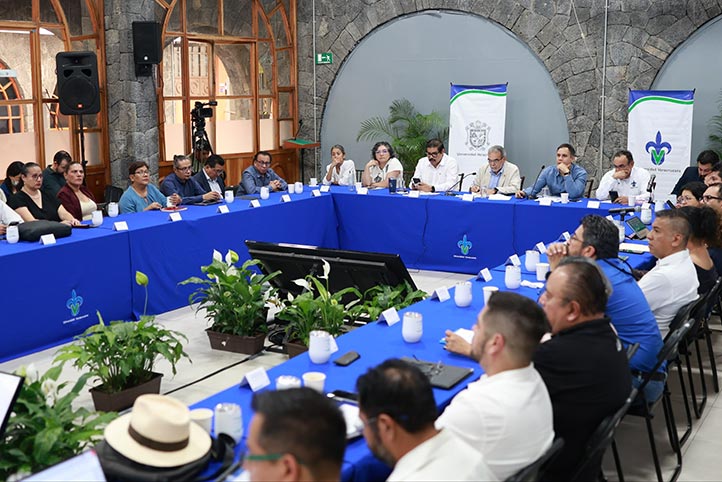 Consejeros maestros de la UV dialogan sobre la excelencia académica
