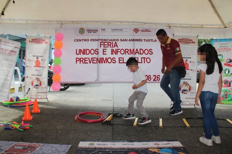 Feria 'Unidos e Informados, Prevenimos el Delito' en San Andrés Tuxtla