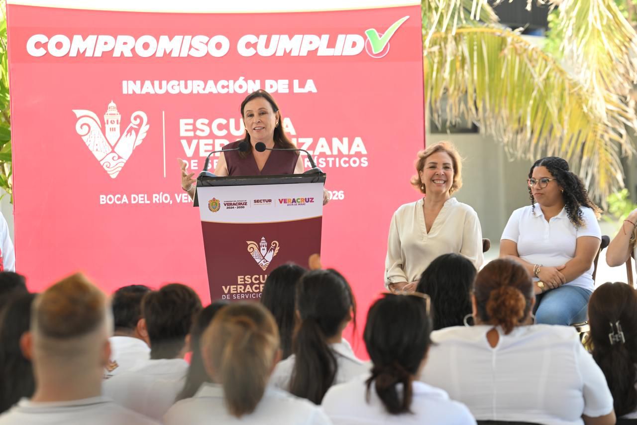 Escuela de Servicios Turísticos arranca en Veracruz con 128 alumnos