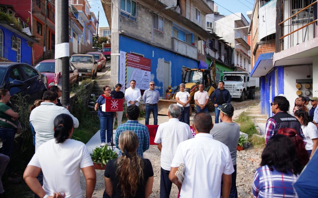 Ayuntamiento de Xalapa inicia pavimentación en colonia Emiliano Zapata
