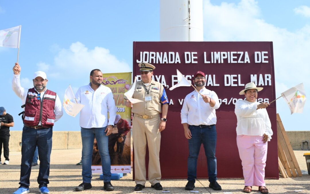En playas de Coatzacoalcos, Sedema recolecta 1.8 toneladas de residuos
