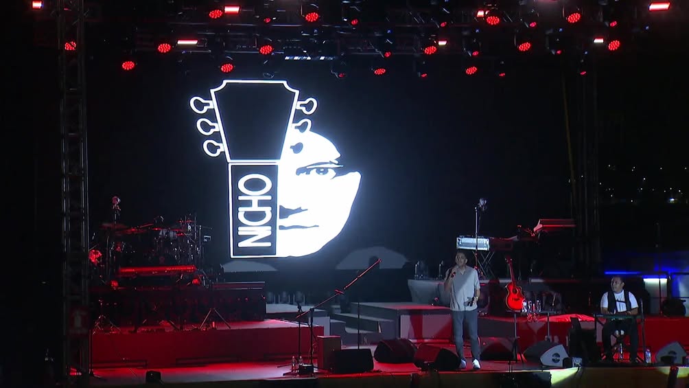 Nicho Hinojosa participa en el Festival del Mar de Coatzacoalcos