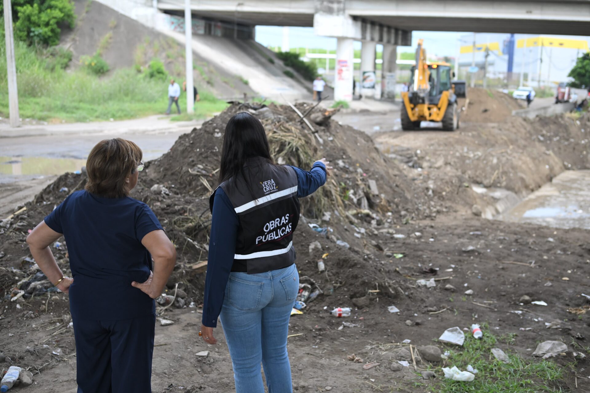 Rosa María supervisa obra integral de 20 mil metros cuadrados en Veracruz