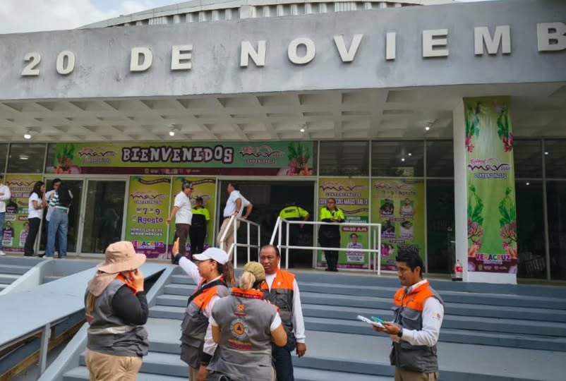 Protección Civil mantiene operativo seguro en el Festival del Mar de Coatzacoalcos