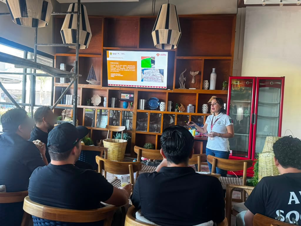 platica-prevencion-extorsion-telefonica-orizaba Personal de la SSP Veracruz en plática sobre extorsión telefónica en Orizaba