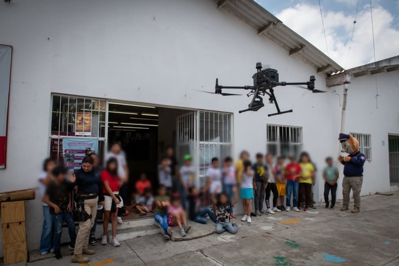 Niñas y niños de Xalapa viven un día como policías