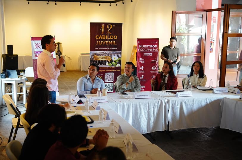 Ayuntamiento de Xalapa realiza Primera Jornada de Capacitaciones del 12.º Cabildo Juvenil