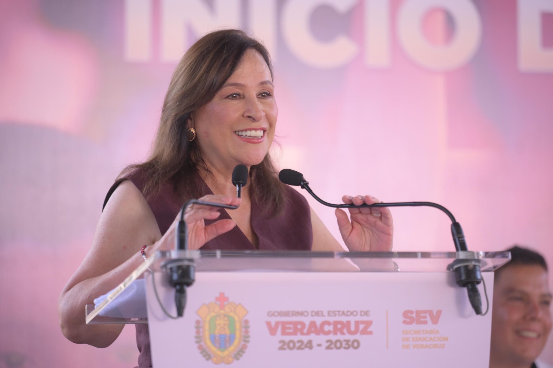 Rocío Nahle inaugura ciclo escolar; 2 millones de estudiantes regresan a clases