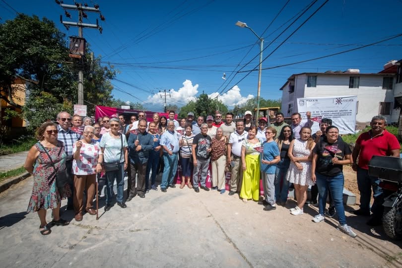 Alcaldesa de Xalapa inicia rehabilitación de alcantarillado en Infonavit Pomona