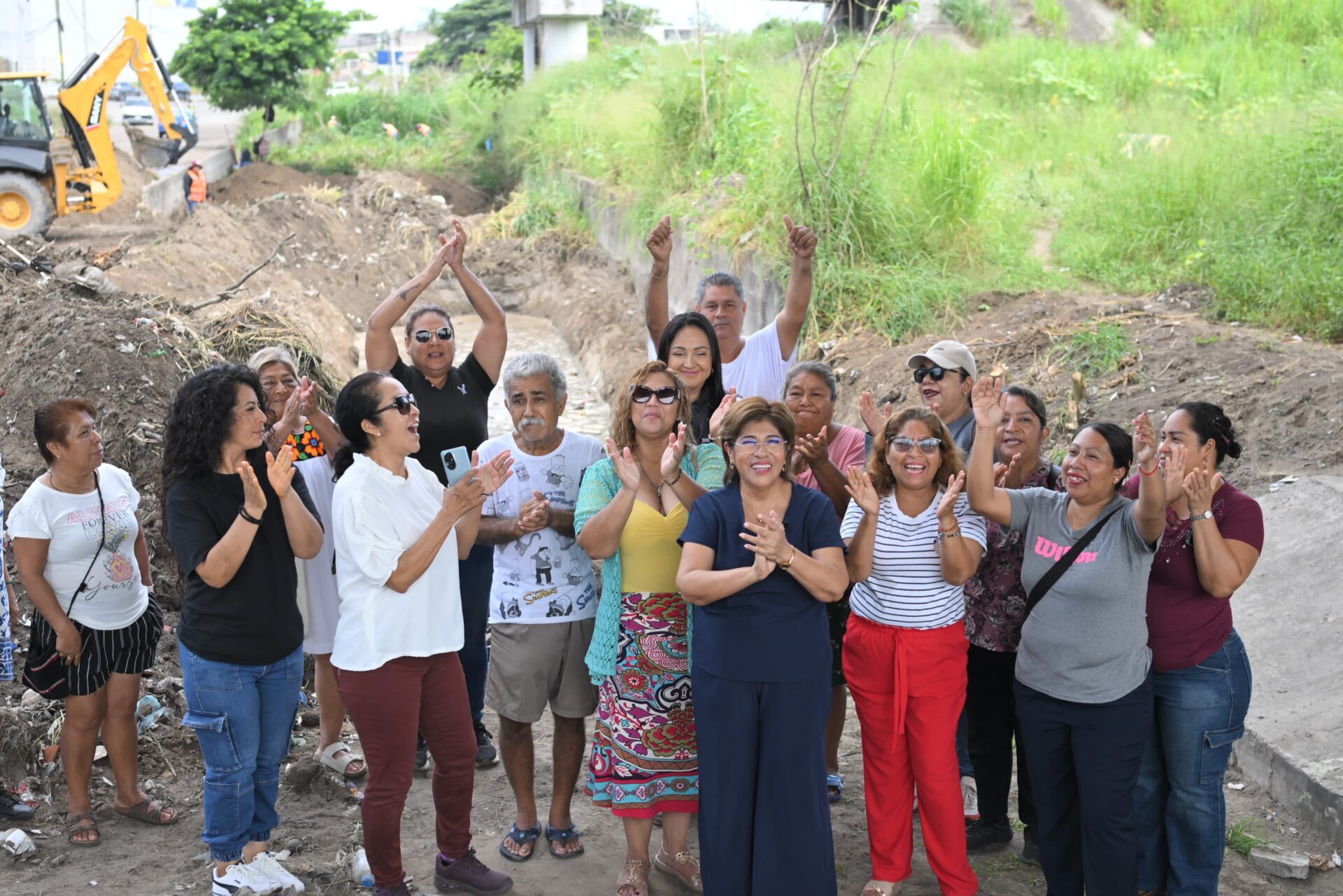 Alcaldesa Rosa María Hernández Espejo supervisa obra integral en la zona norte de Veracruz