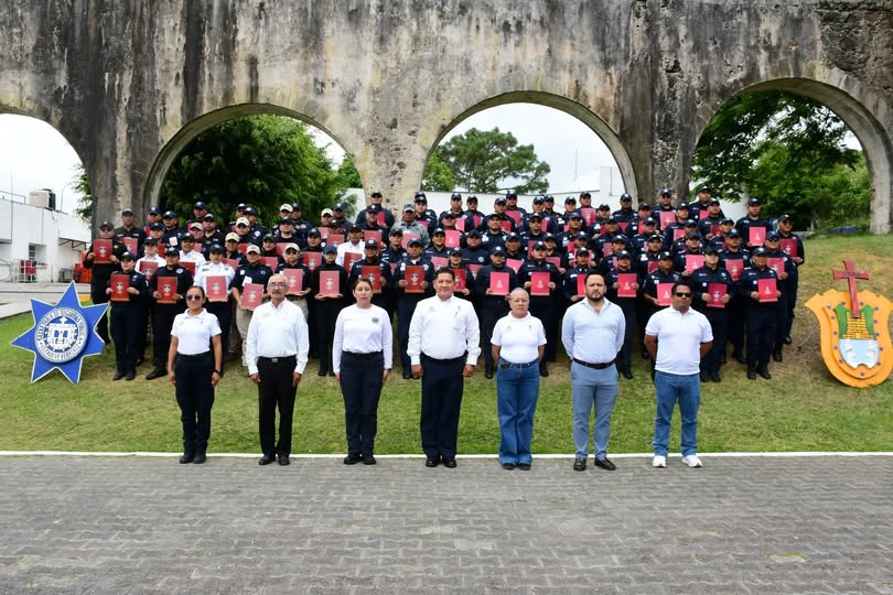 25 elementos de SSP Veracruz obtienen TSU y Licenciatura