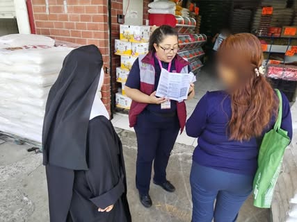 Elementos de SSP Veracruz promueven en comercios el uso responsable de 911 y 089