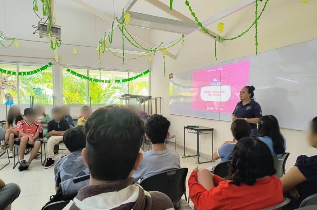 Talleres de prevención escolar en curso de verano en Boca del Río