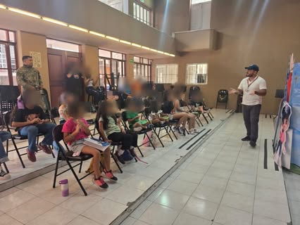 Teatro guiñol en Veracruz promueve valores y prevención en curso de verano