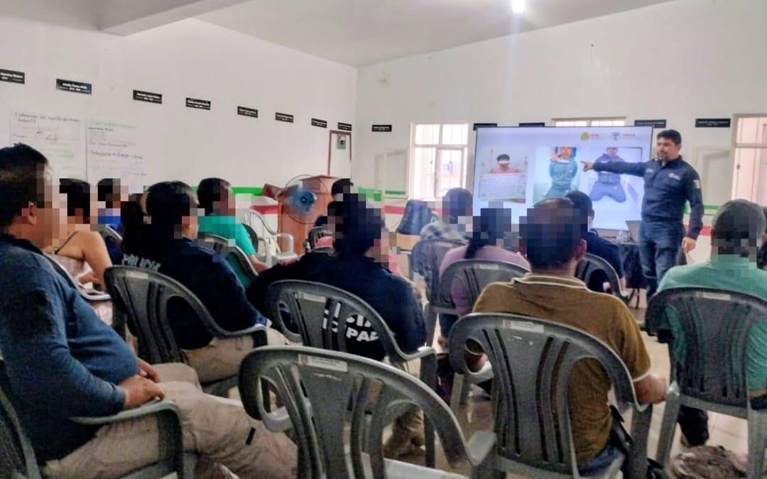 FGE capacita a policías municipales de Tlaltetela contra la extorsión