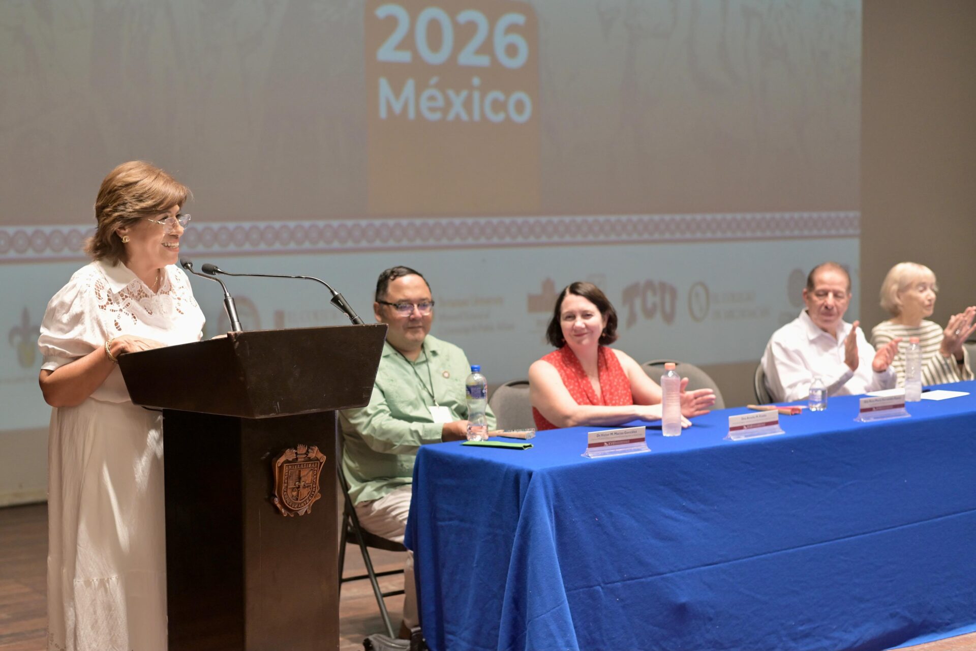 Veracruz reúne a 414 historiadores de 15 países
