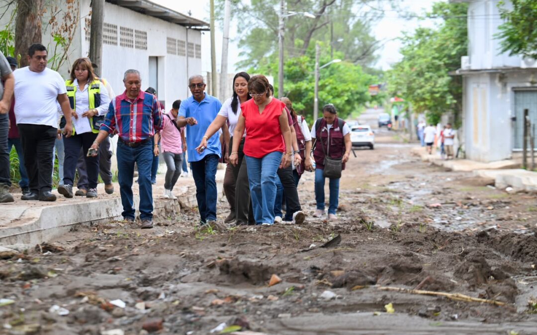 Supervisa alcaldesa obras de drenaje sanitario en colonia Sánchez