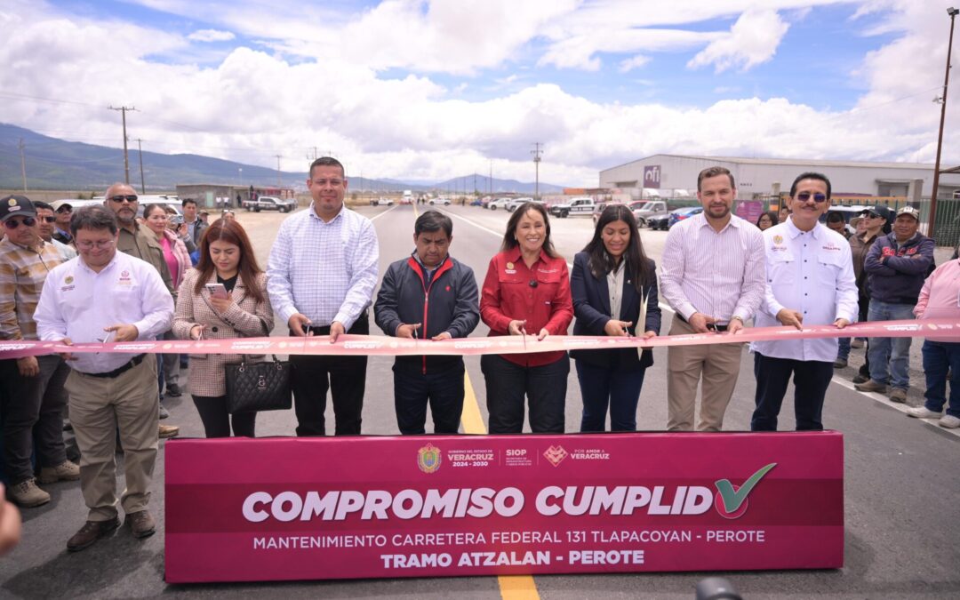 Entregan 25.7 km rehabilitados de la carretera Atzalan–Perote