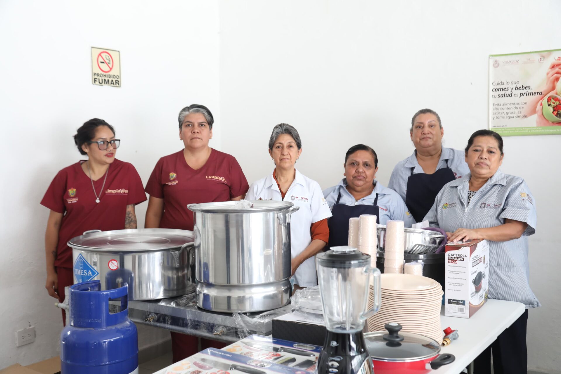 entrega-cocina-hospital-general-de-cordoba Cocina entregada al Hospital General de Córdoba por el Sistema Estatal para el Desarrollo Integral de la Familia
