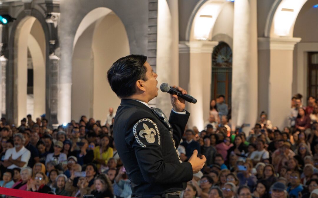 OSX y Mariachi UV ofrecen Gala Musical Mexicana en Plaza Lerdo