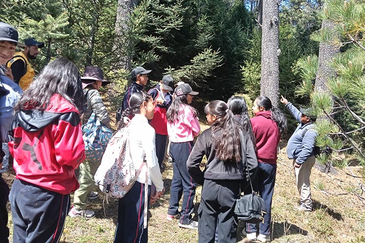 Alumna de la UV impulsa educación ambiental en El Conejo, Perote