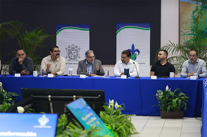 UV fortalece diálogo con consejeros alumnos sobre posgrado e investigación