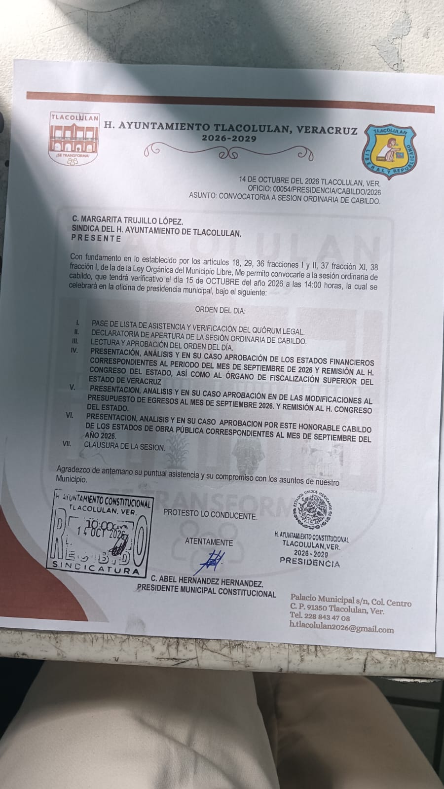Síndica Margarita Trujillo López denuncia obstrucción en sesión de Cabildo de Tlacolulan