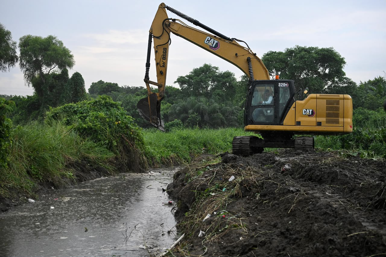 Supervisa Rosa María Hernández obras de drenaje pluvial en El Coyol