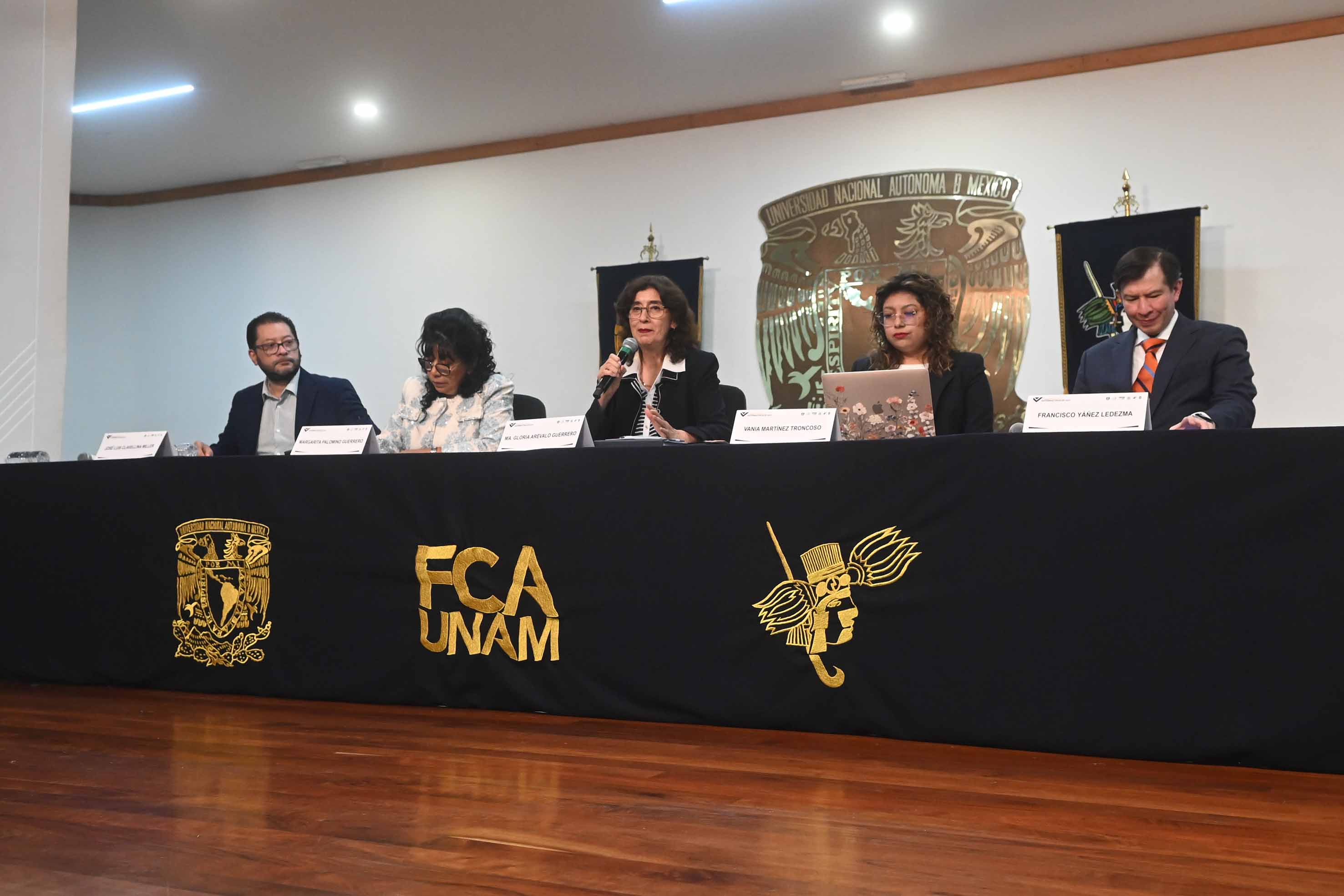 Especialistas revisan cambios fiscales para 2027 en la UNAM