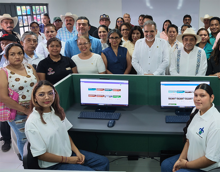 UV inaugura su primer Centro de Educación Digital en Minatitlán