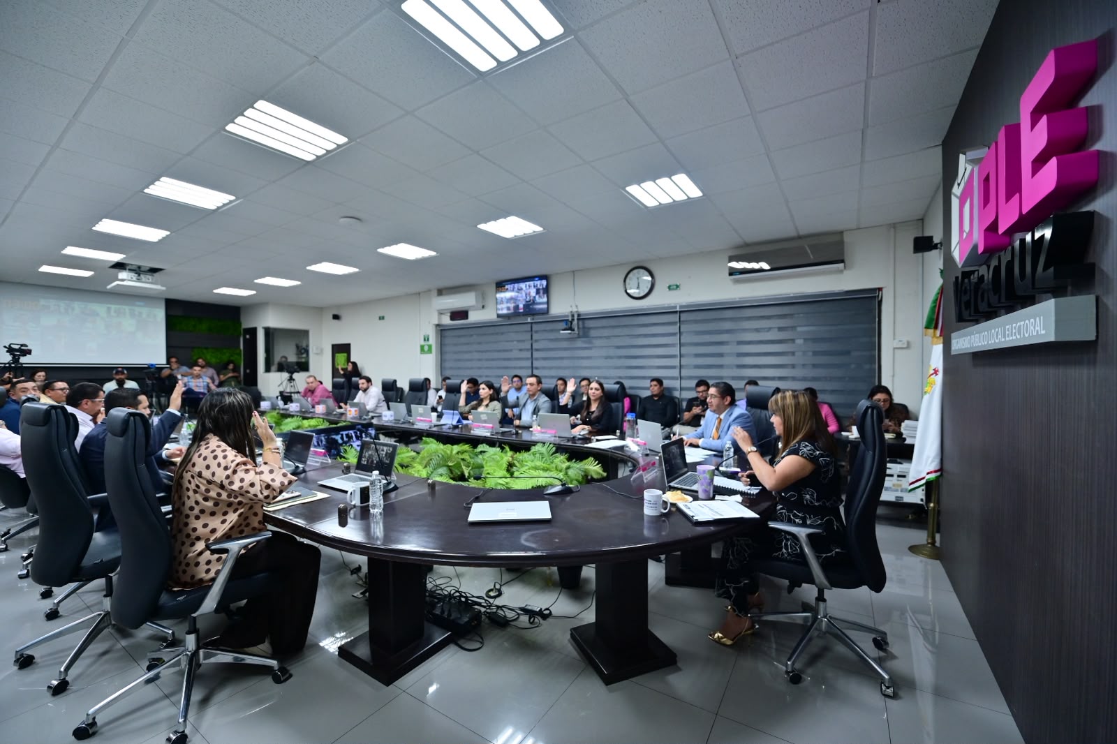 Sesión del Consejo General del OPLE Veracruz donde se aprobó la convocatoria