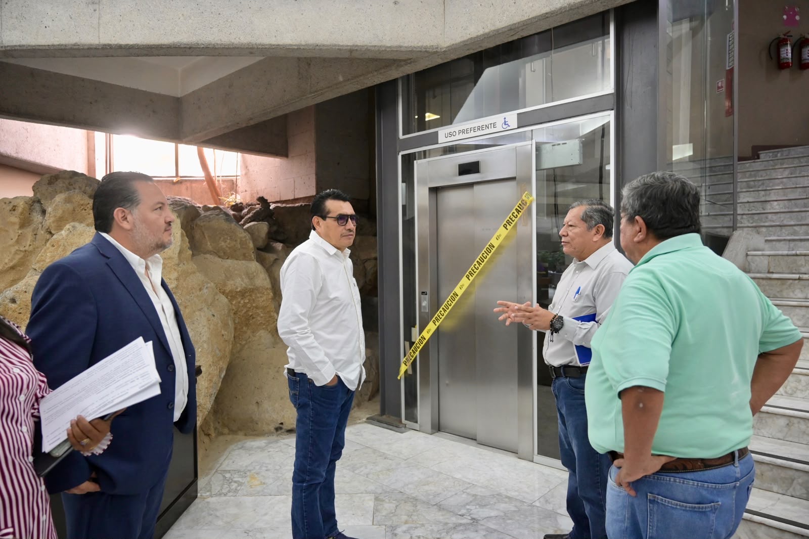 Presidente de la Jucopo supervisa mantenimiento en el Congreso